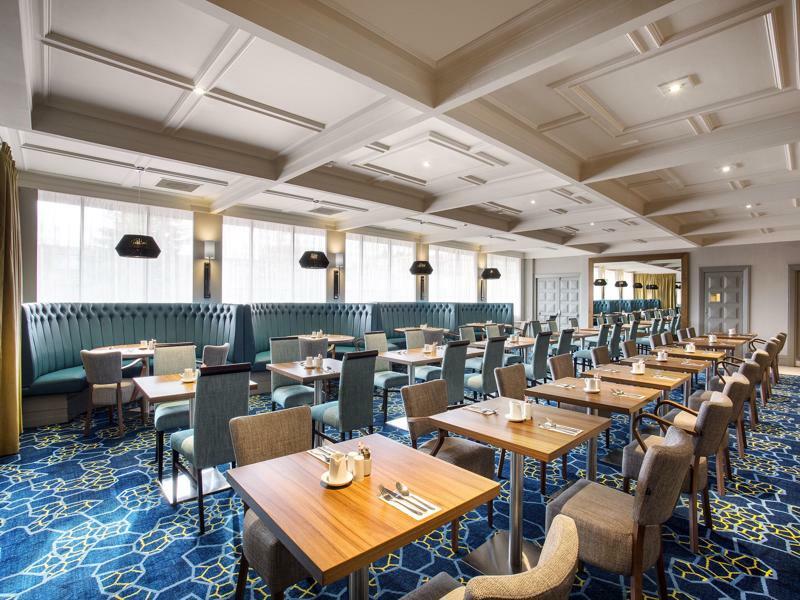 Jurys Aberdeen Airport 4*